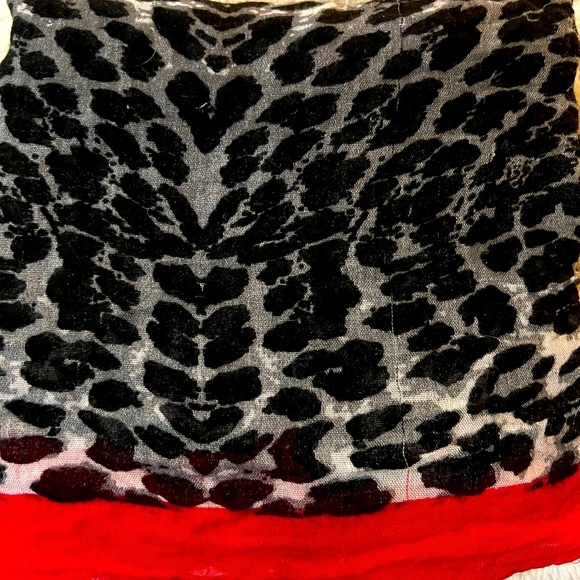 Scarf 🧣 - Picture 2 of 2